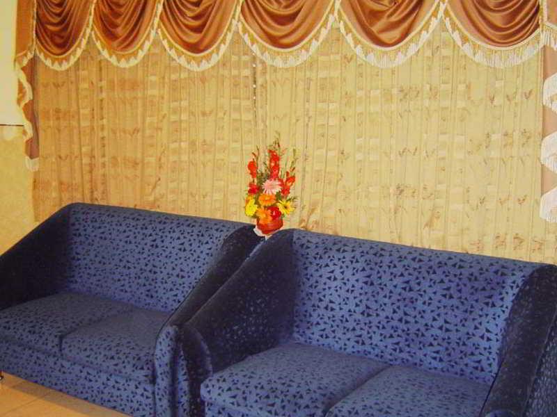 Venus Residency Hotel Бангалор Екстериор снимка